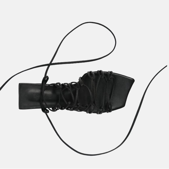 NWOT Black Leather Strappy Heel Sandals Size 10 - Picture 2 of 5